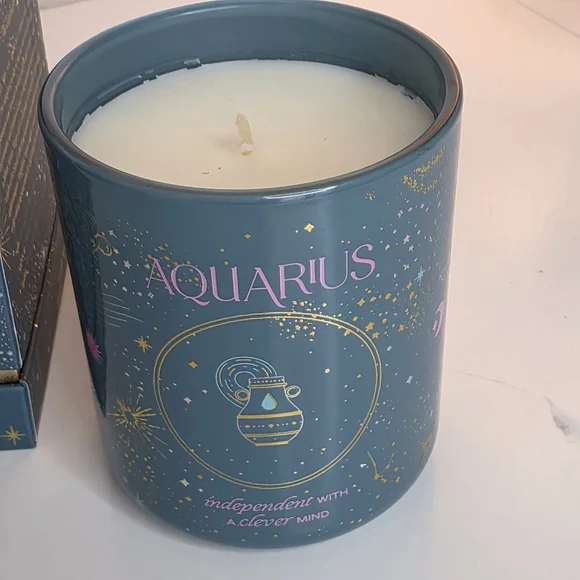 Anthropologie Aquarius Scented Candle 9.5oz NEW - Picture 7 of 11